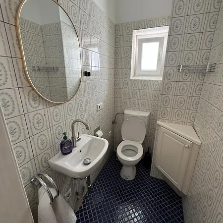 Near Olg & Apartment *